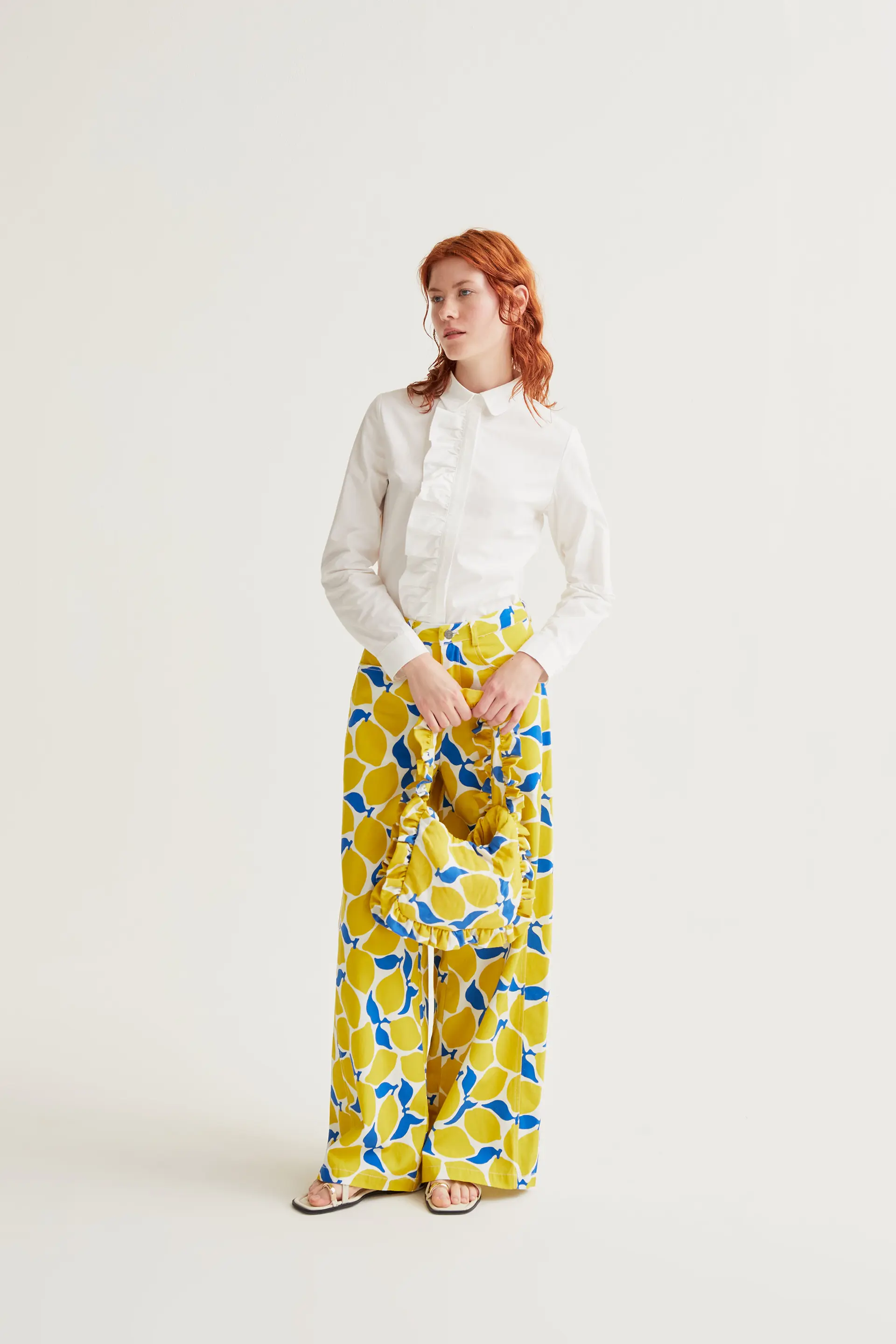 Camisa 100% algodón blanco con volante - Image 5