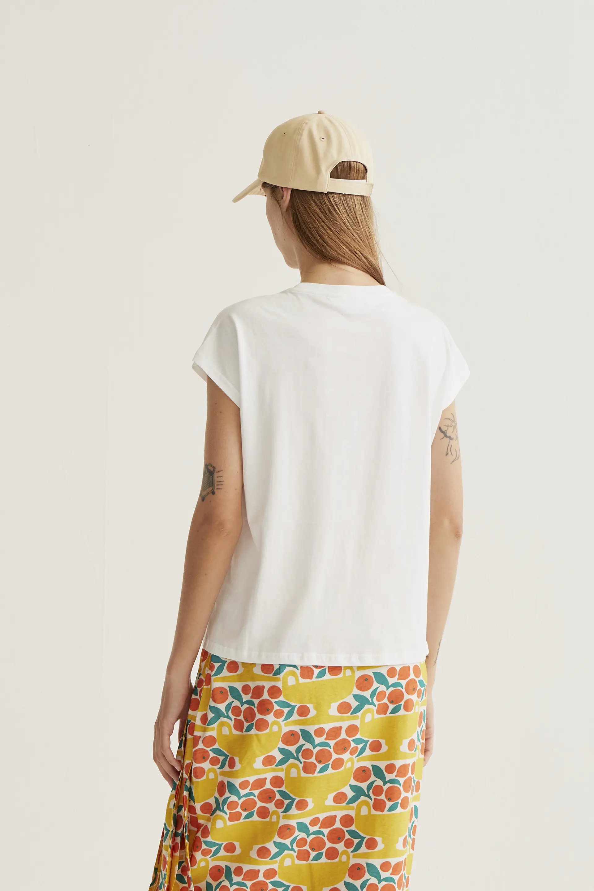 Camiseta  básica 100% algodón blanco - Image 3