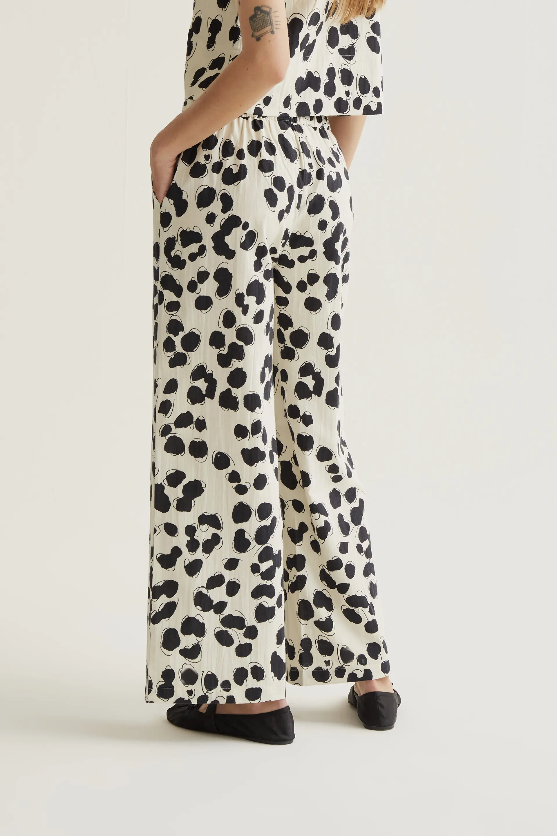 Pantalón con estampado Dalmatian - Image 3