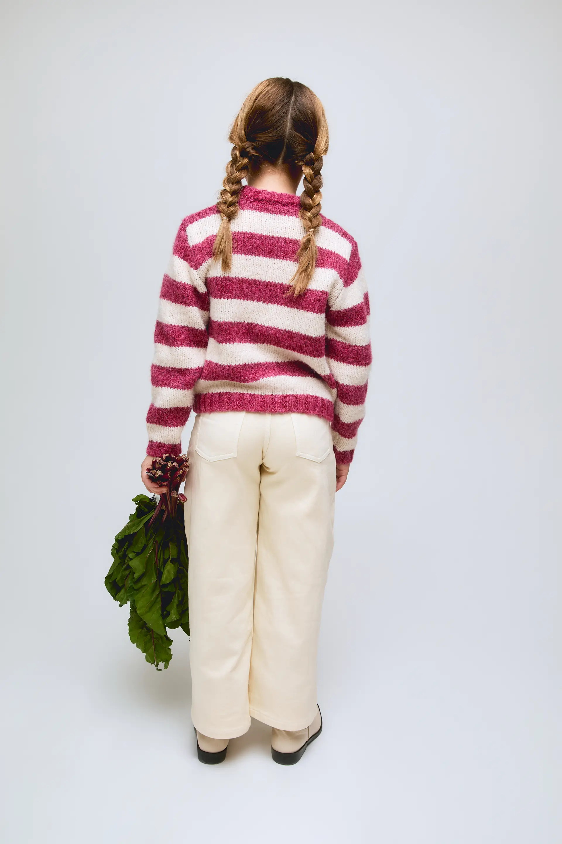 Pantalón de niña de pierna ancha en tono beige - Image 4