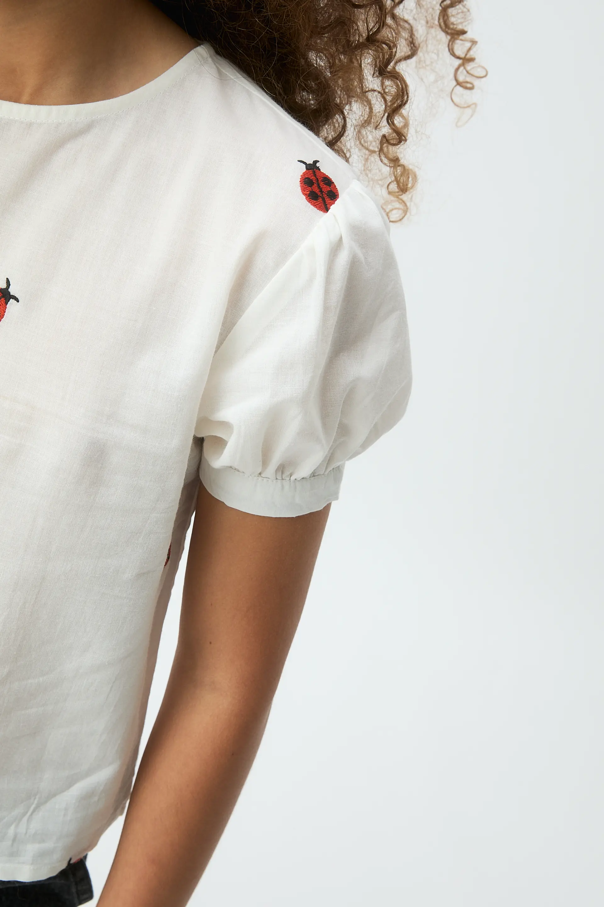 Top de niña 100% algodón con estampado Ladybugs - Image 3