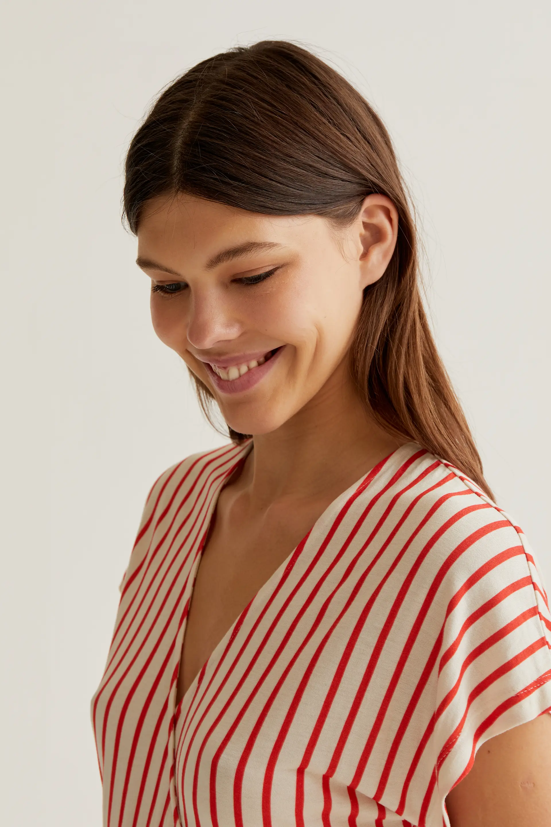 Vestido midi con rayas rojas - Image 5